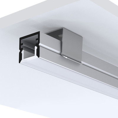 Difusor de aluminio de la luz de tira del LED, protuberancia superficial del soporte LED para el cine del gimnasio