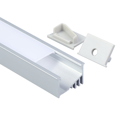 Difusor montado superficie anodizado plata de la PC del perfil del LED para la iluminación de la cocina